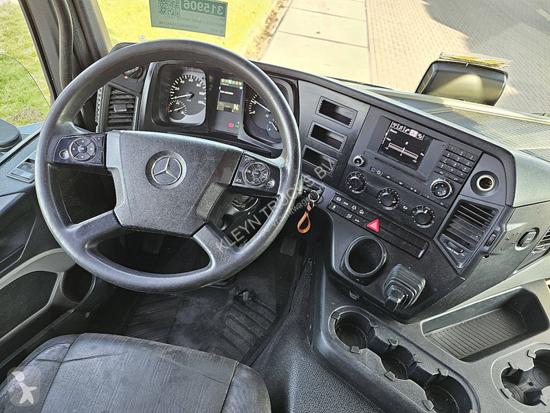 Kamion Mercedes ANTOS 1830 L CARRIER LIT DOORS