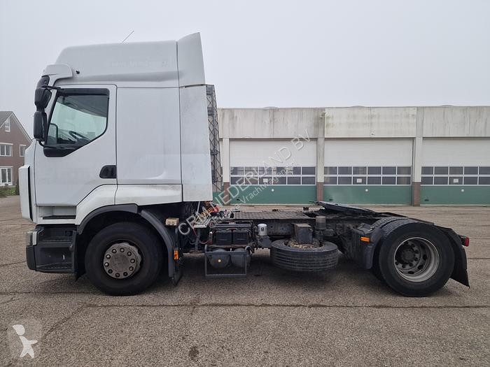 Camion Renault premium