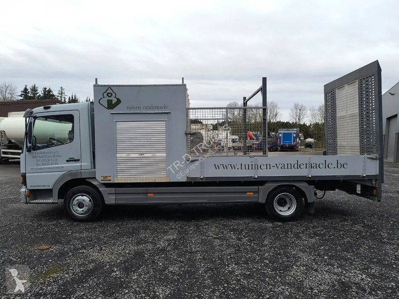 Camion Mercedes 815 GARDEN - MATERIAL BOX - RAMPS