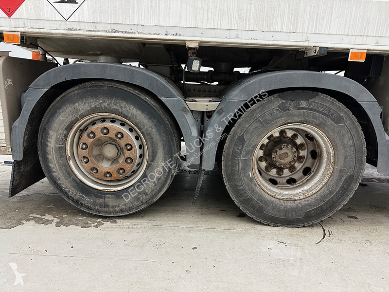 Camion Volvo 380 - 6x2