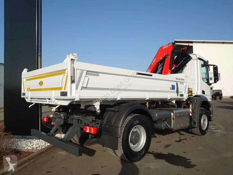 Kamion Mercedes 1832 KK 4x2 Kipper+Kran Fassi...