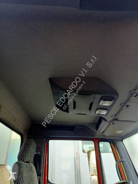 Camion Nissan