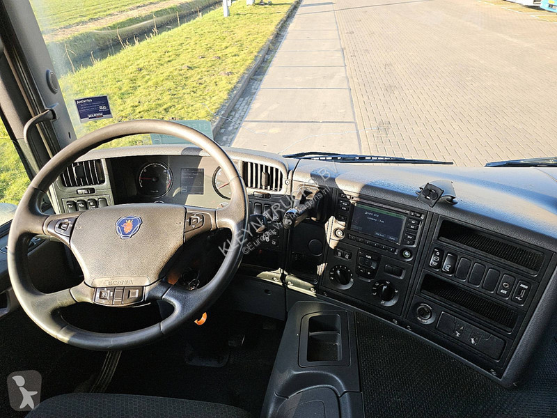 Vrachtwagen Scania P250 CARRIER IFT 286TKM