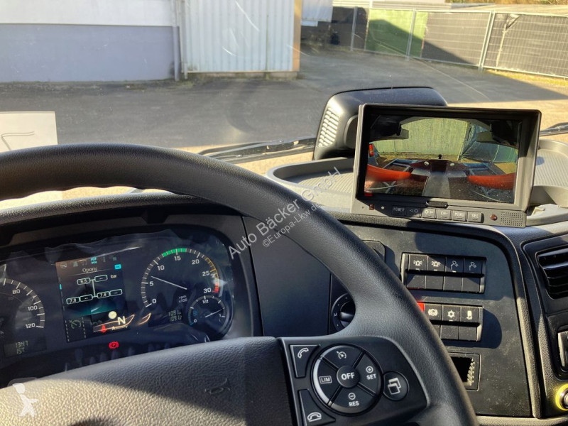 Kamion Mercedes 1223