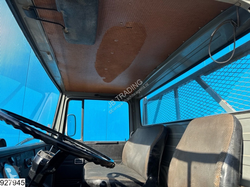 Kamion Mercedes D Manual, Steel suspension,...