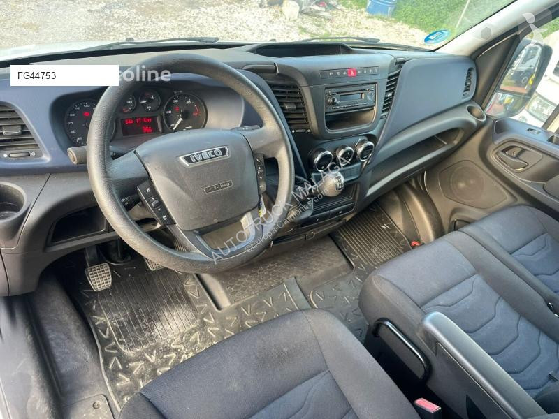 Autoutilitară Iveco 70C15