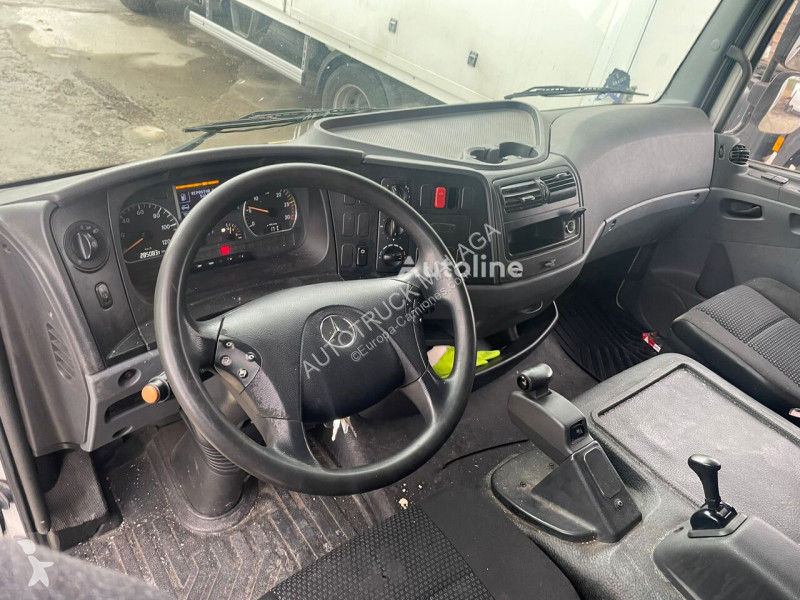 Kamion Mercedes ATEGO 1018 BOTELLERO