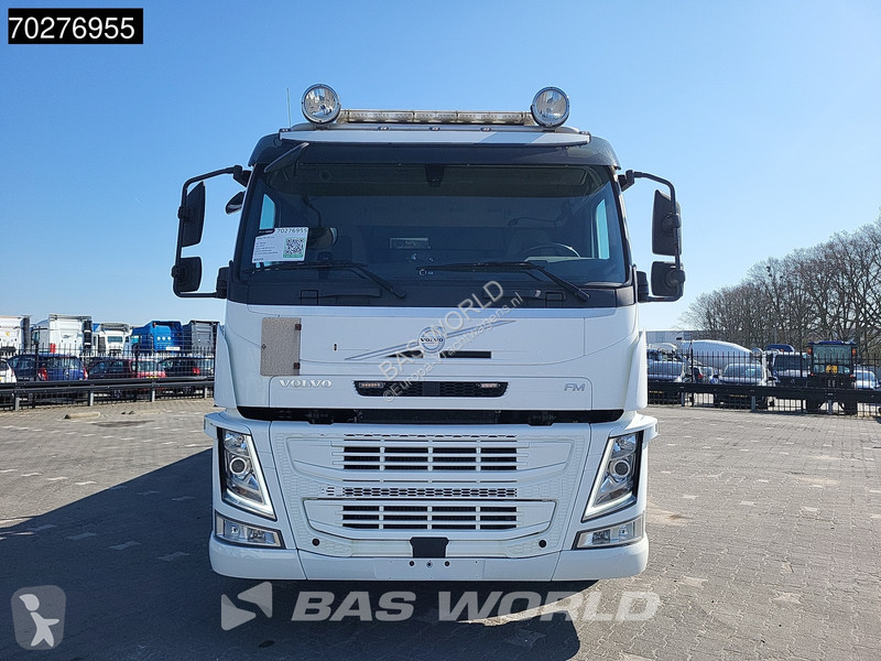 Kamion Volvo 450 6X2 HMF3220 K5 + Jib K5 Crane...