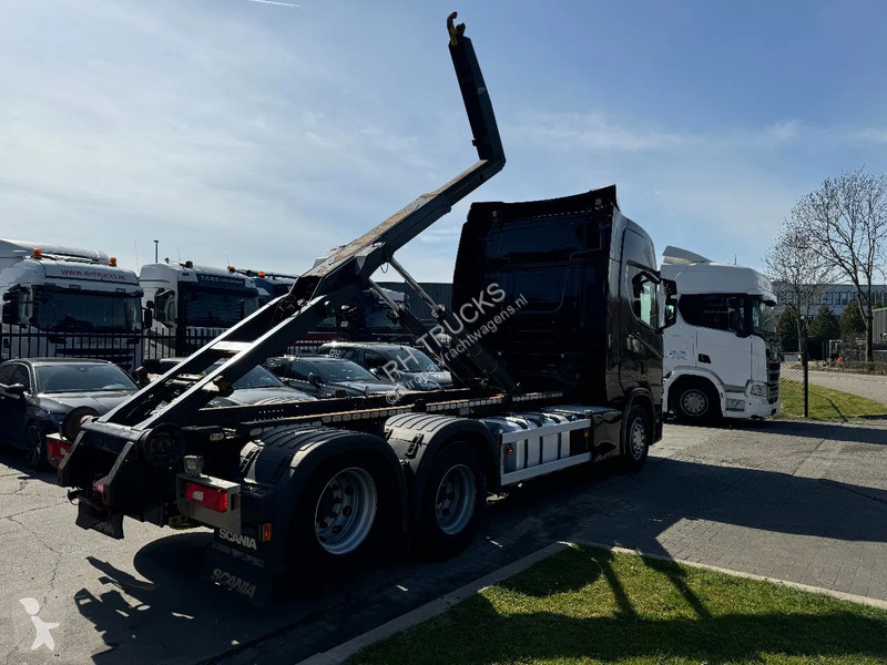 Kamion Scania R580 V8 6X2 VD HOOK 20T RETARDER...
