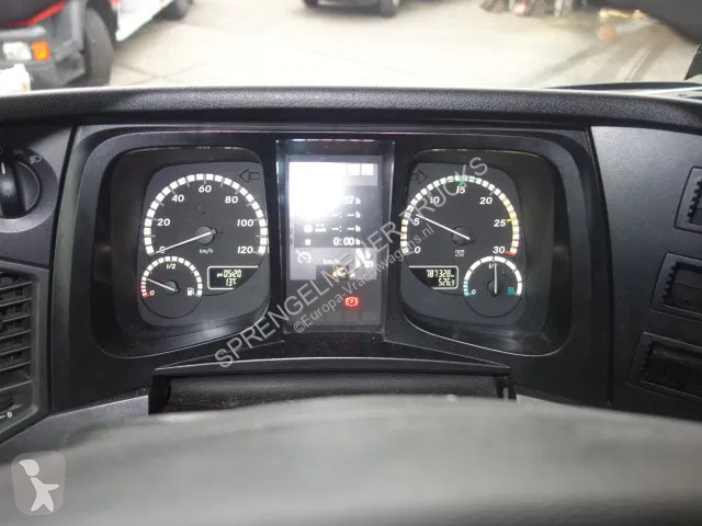 Kamion Mercedes 2027