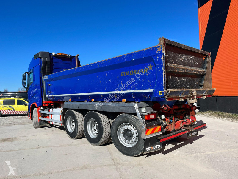 شاحنة Volvo FH 540 8x4*4 BOX L=6145 mm