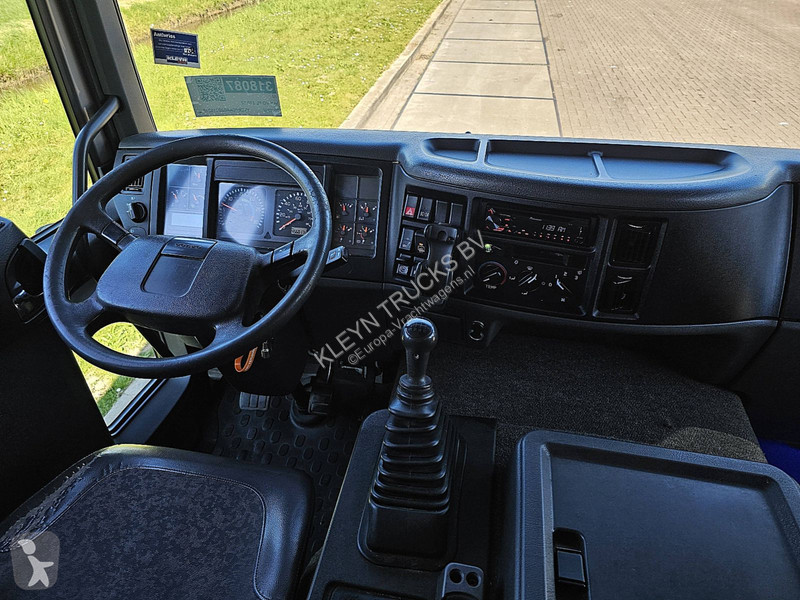 Kamion Volvo 614.180 NL-TRUCK TAILLIFT