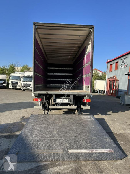 Camion Renault 320