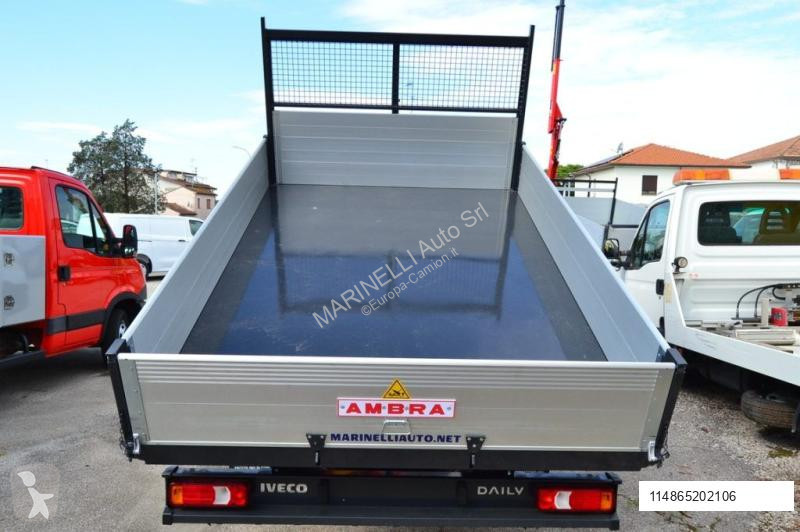 Veicolo commerciale Iveco 42 4 S