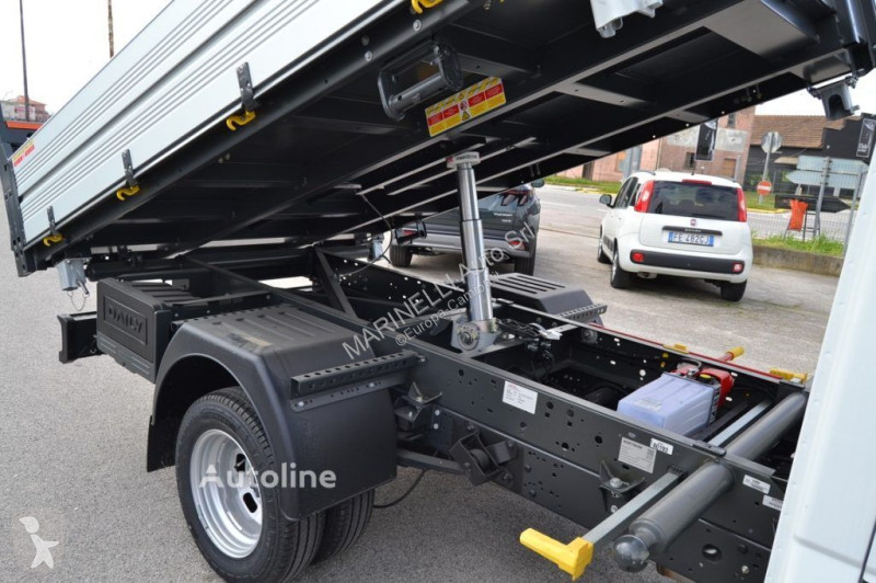 Furgoneta Iveco 35C14 2.3