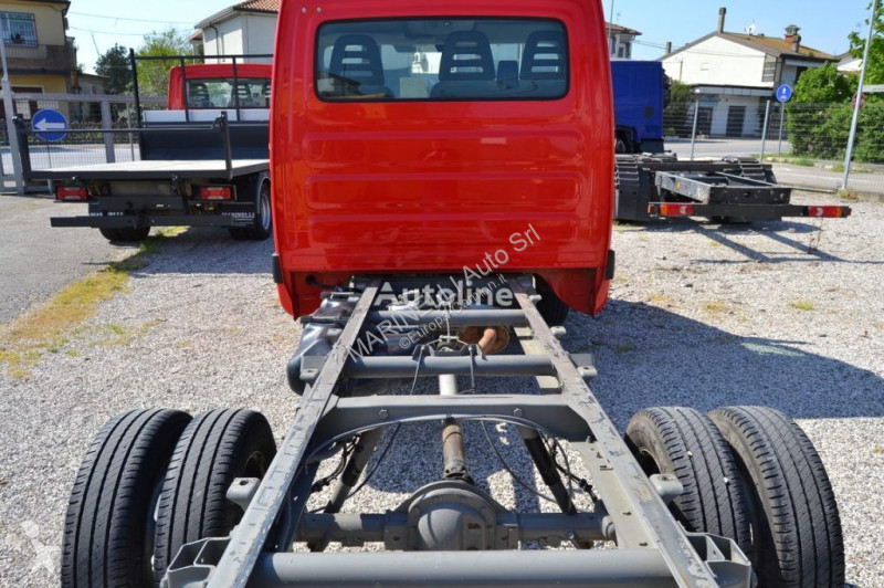 عربة نفعية Iveco 35C13 BTor 2.3 HPT TELAIO PARI...