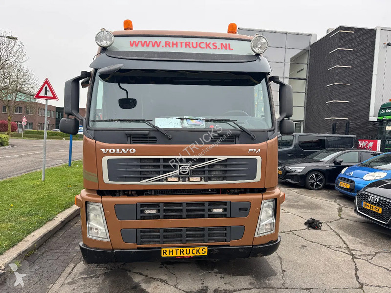Kamion Volvo 500 6X2 EURO 5 HIAB 211 EP5 +...