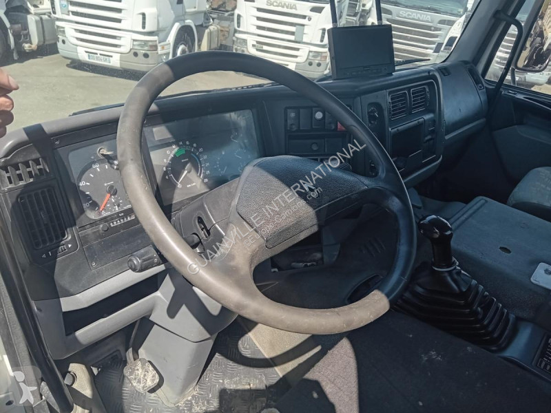 Camion Renault 260