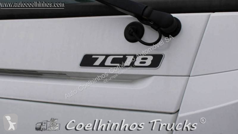 Camion Mitsubishi Fuso