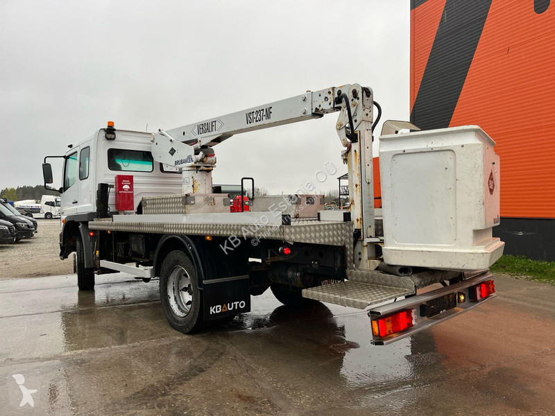 Kamion Mercedes 918 4x4 VERSALIFT VST-237-NF /...