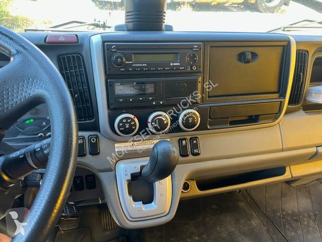Camion Mitsubishi Fuso