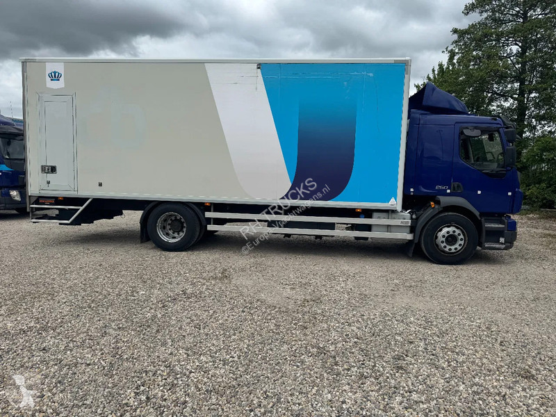 Kamion Volvo 250 4X2 3 UNITS CARGO LOCK +...