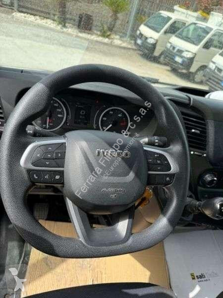 Veicolo commerciale Iveco daily