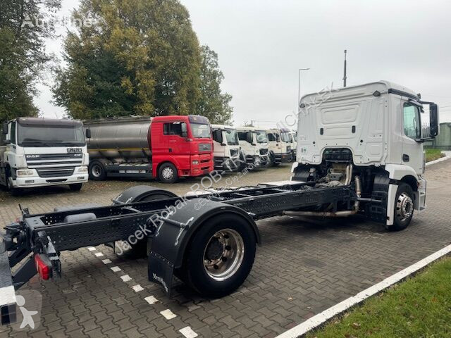 Camion Mercedes 18-46
