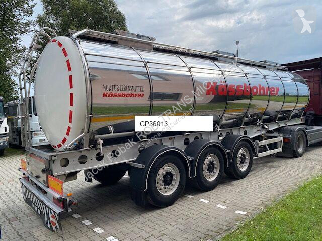 Camion Kässbohrer KA-INB