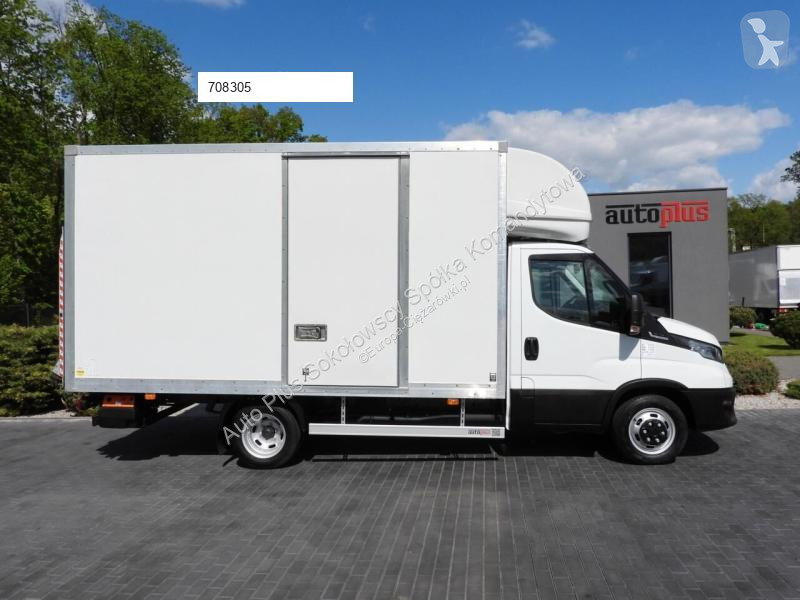 Autoutilitară Iveco DAILY 35C16 KONTENER WINDA...