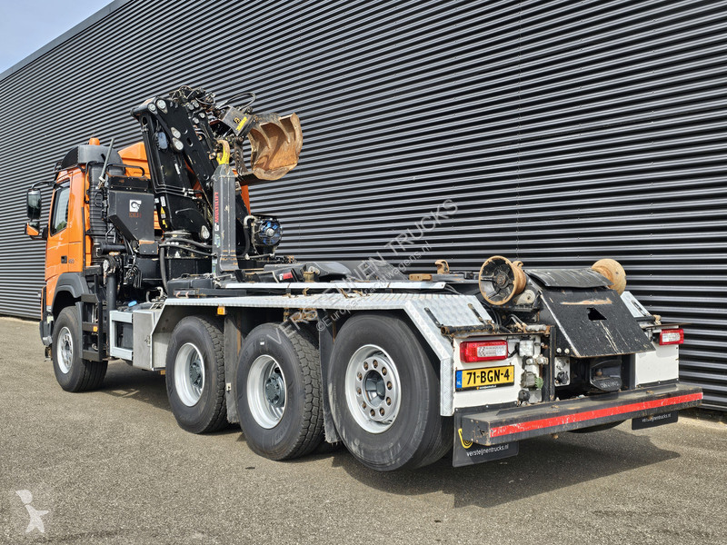 Kamion Volvo 460 8x4-4 / HIAB Z CRANE + HOOKLIFT