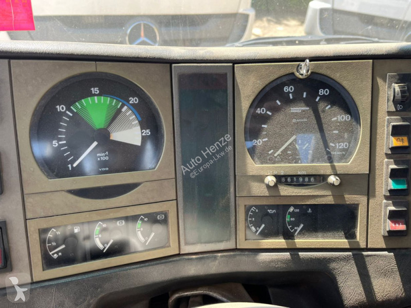 Lastbil MAN F2000 27.342 6x4 Abrollkipper mit Kran