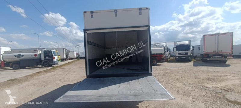 Camion Nissan 35.11