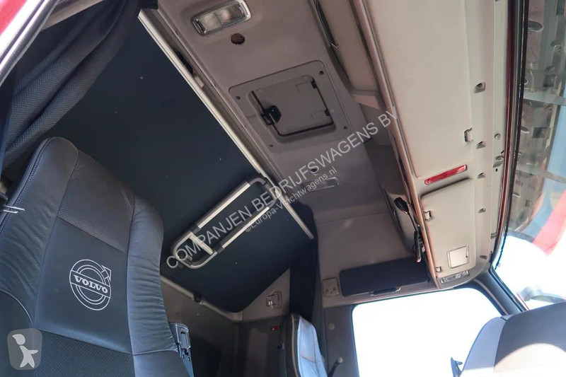 Kamion Volvo 520  - 8x4 R - Ketting systeem