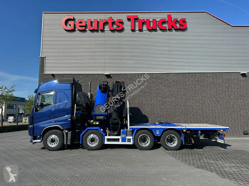 Camion Volvo 8X4 TREKKER / BAKWAGEN MET...