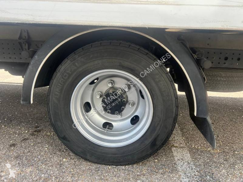 Camion Mitsubishi Fuso