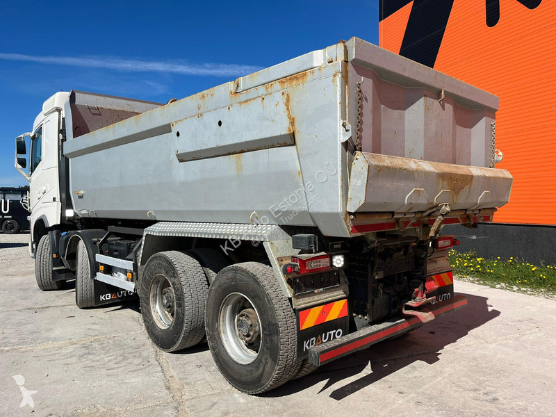 Kamion Volvo 8x4 RETARDER / TANDEM AXLE LIFT /...