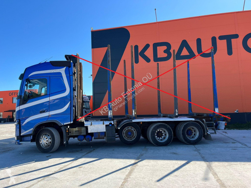 Kamion Volvo 8x4/4 FOR SALE AS CHASSIS !