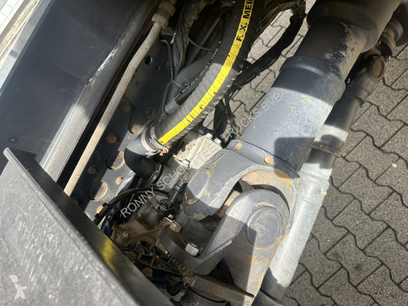Kamion Mercedes Actros 3348 AK 6x6 Actros 3348...