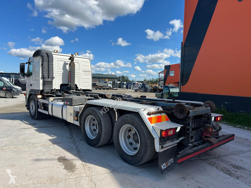 Kamion Volvo FM 420 6x4 HIAB 20 ton / L=5600 mm