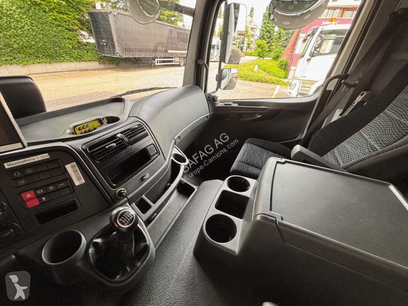 Kamion Mercedes atego 1530