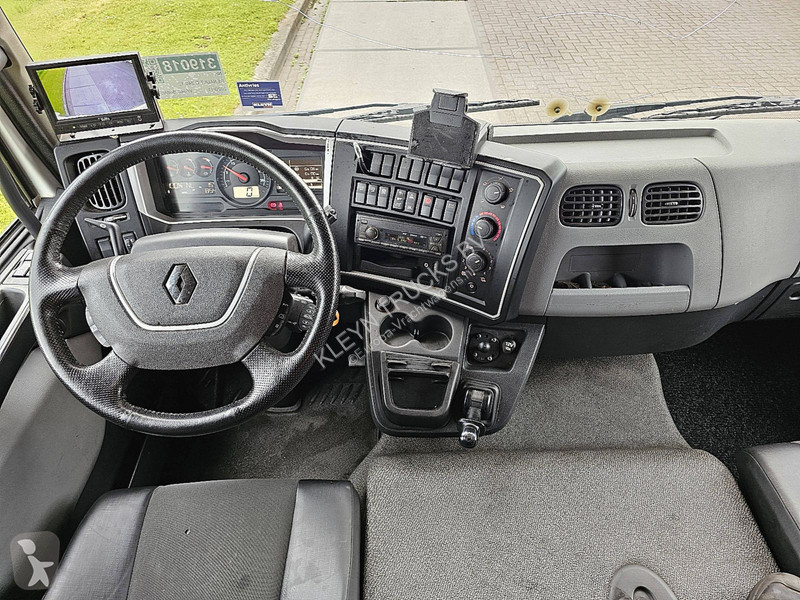Kamion Renault D 240 11.9T AIRCO TAILLIFT