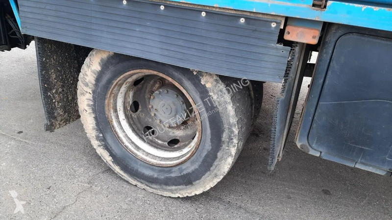 Camion Volvo FL 240
