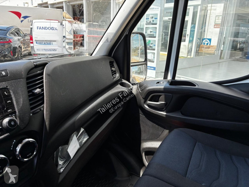 Furgoneta Iveco  35C16 20m3