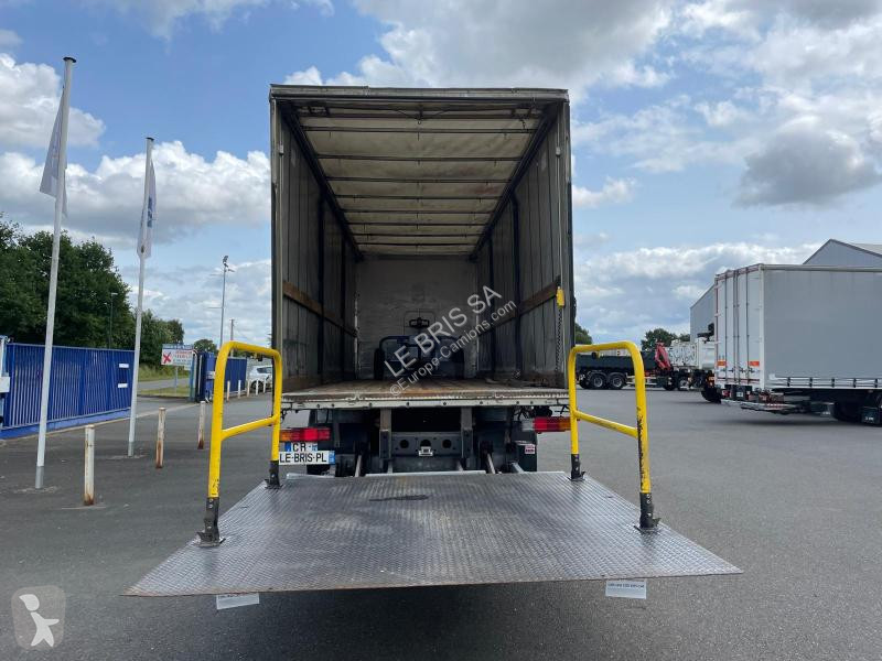 Lastbil Mercedes  AXOR 25.33