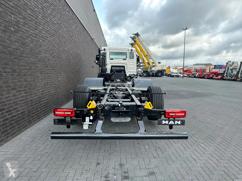 Camion MAN 26.520 6X2H-4 BL CH HYDRO DRIVE...
