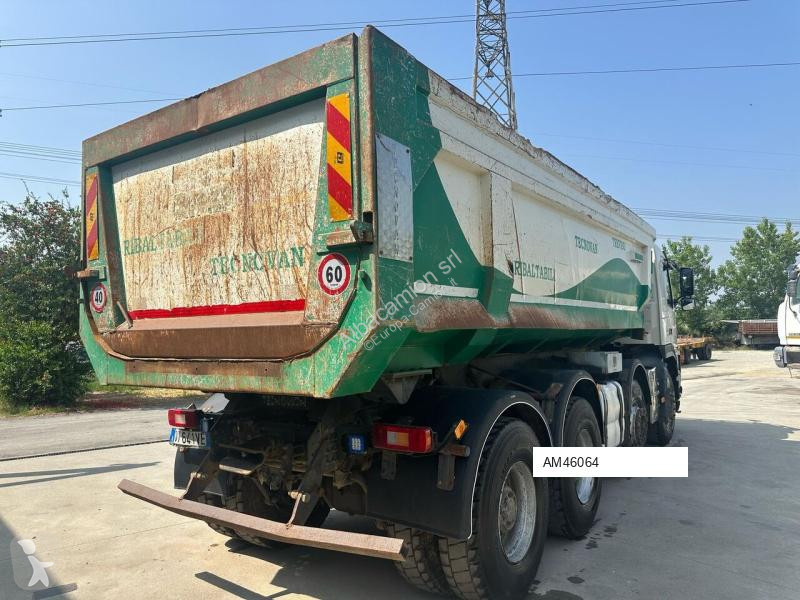 Camion Volvo 480