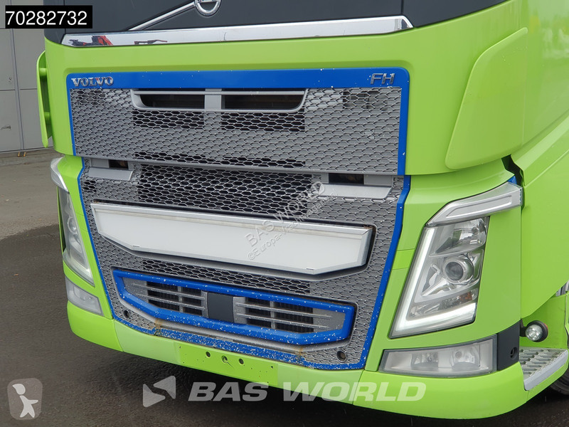 Vrachtwagen Volvo 540  6X2 VEB+ BigAxe...