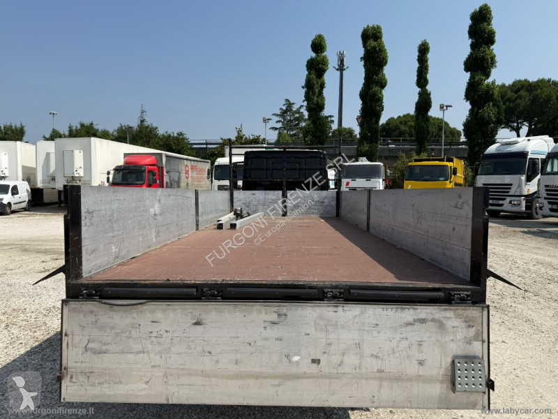 Camion Iveco EUROCARGO ML75 E16 CABINA CORTA...