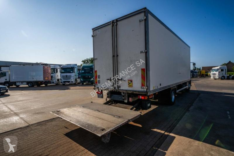 Kamion Renault  D WIDE 250 (16T)DXI +DHOLLANDIA